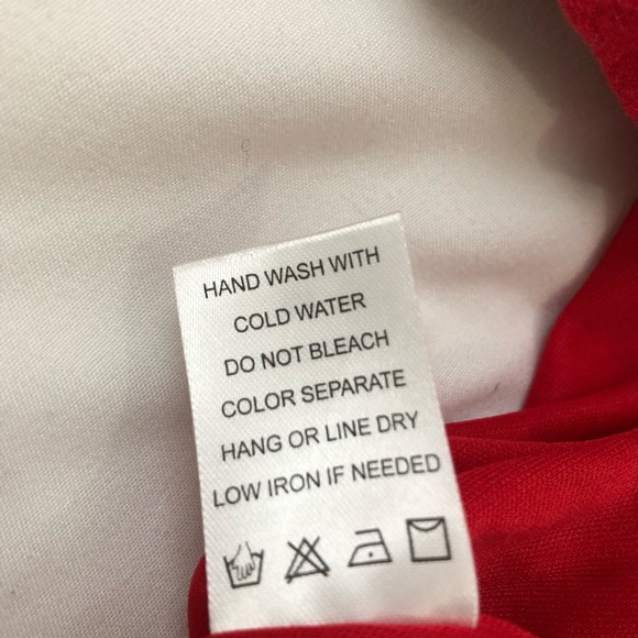 Short Red skirt - NWT - Picture 5 of 6